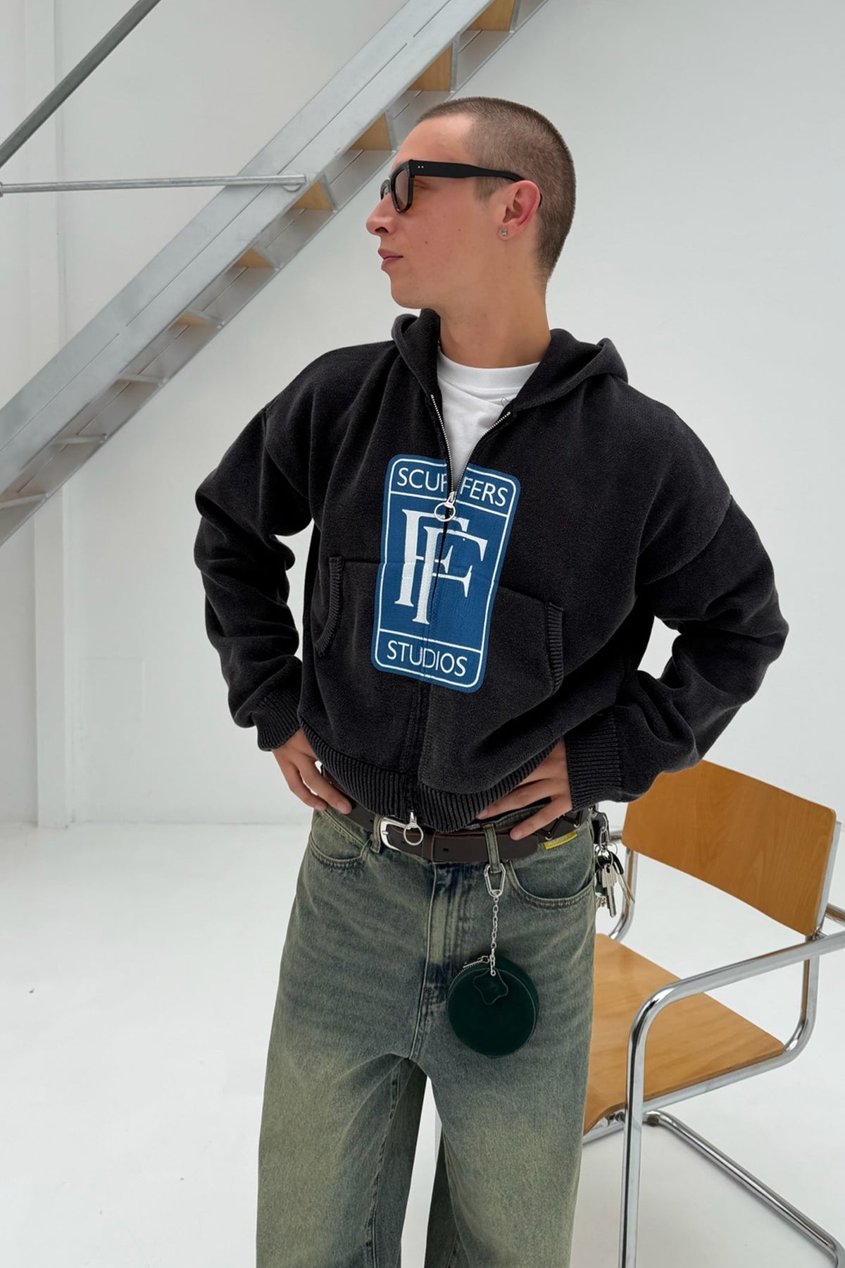 Rolly Dark Knit Zipper